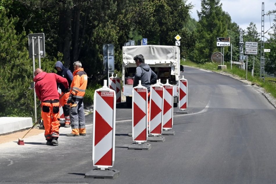 Ilustračný obrázok k článku Kde v Banskobystrickom kraji hrozia OBMEDZENIA? Aktuálny PREHĽAD priamo od cestárov