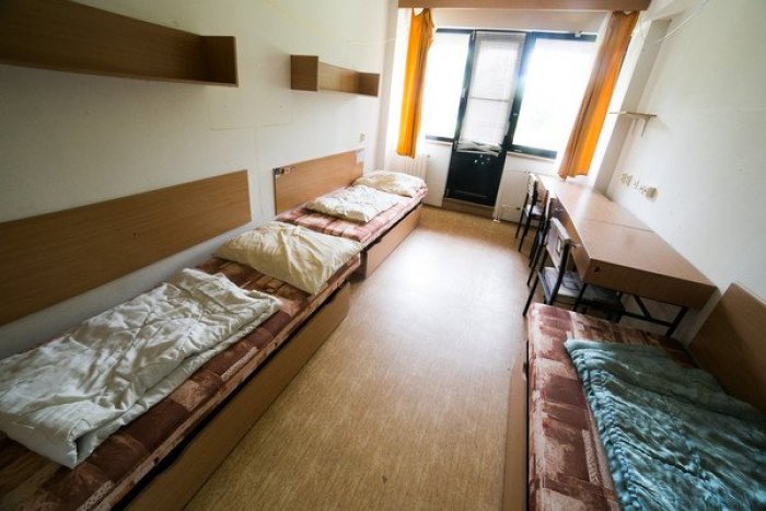 Ilustračný obrázok k článku To sa študentom páčiť NEBUDE: Nová daň za ubytovanie OHROZÍ ceny na internátoch!