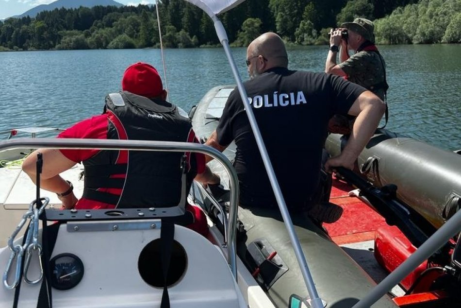 Ilustračný obrázok k článku Záchranári našli v Liptovskej Mare telo i druhého z nezvestných rybárov