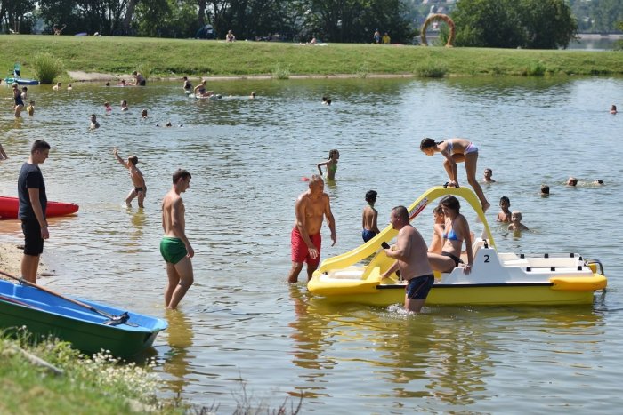 Ilustračný obrázok k článku Chcete si zaplávať ZADARMO? Týmto vodným plochám v Banskobystrickom kraj dali ZELENÚ