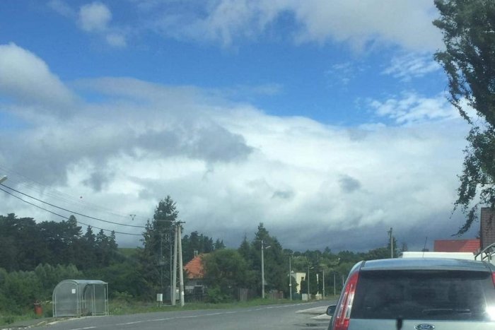 Ilustračný obrázok k článku Dostalo sa to až do sveta: ZÁBER z Bušoviec je hitom na Facebooku aj v zahraničí, FOTO