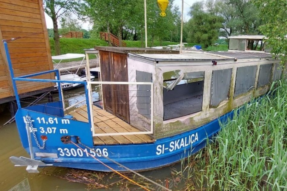 Ilustračný obrázok k článku Chceli by ste vlastniť LOĎ? Jednu predáva aj mesto Skalica