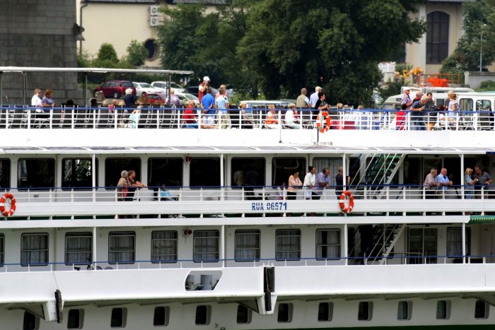 Ilustračný obrázok k článku Hororový zážitok: Pri pobreží Rodosu horela LOĎ! Desiatky turistov museli evakuovať