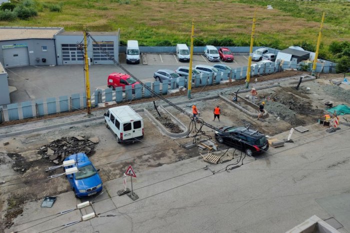 Ilustračný obrázok k článku V meste budú jazdiť ELEKTRICKÉ midibusy: Prešovský dopravca pripravuje nabíjacie stanice