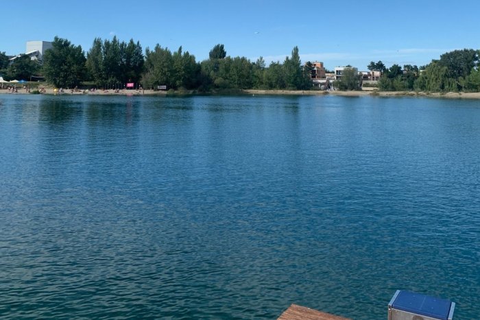 Ilustračný obrázok k článku DRÁMA na jazere pri Bratislave, dve tínedžerky sa topili: ZACHRÁNILI ich pohotoví manželia!