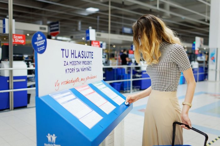 Ilustračný obrázok k článku Zákazníci Tesca rozhodnú o finančnej podpore  pre 231 lokálnych projektov