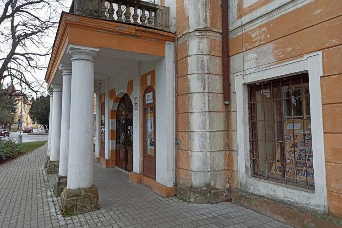 Ilustračný obrázok k článku Zlaté Moravce chcú zrekonštruovať kaštieľ: Budú sa uchádzať o DOTÁCIU