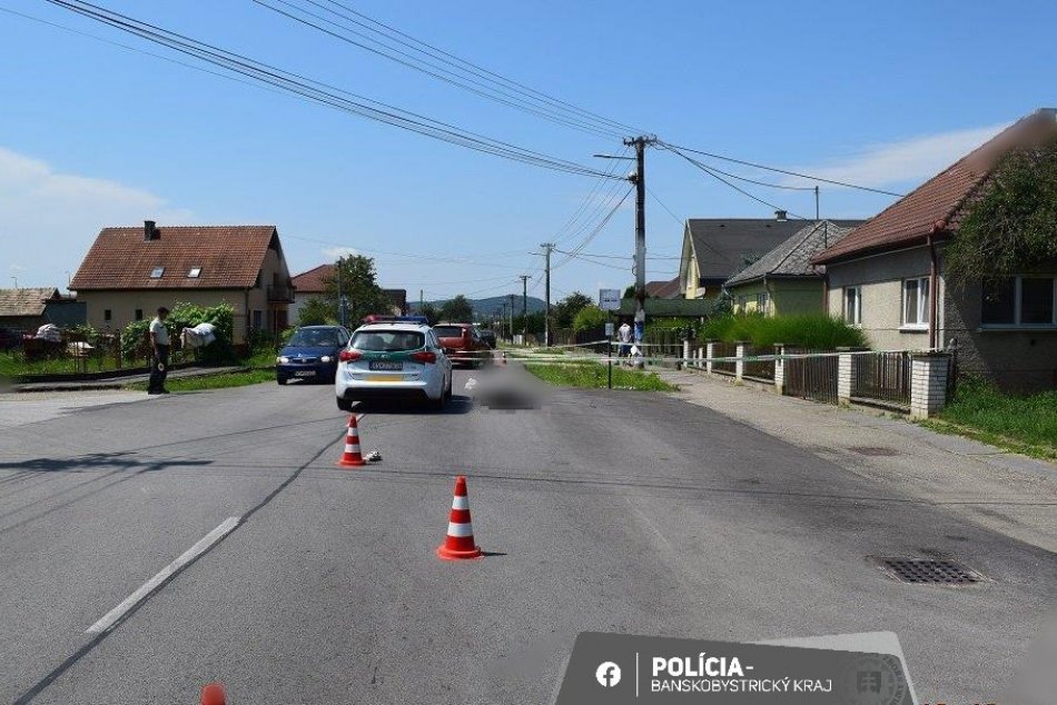 Ilustračný obrázok k článku Hrozivá zrážka v obci mala TRAGICKÉ následky: Chodec na mieste zomrel, FOTO