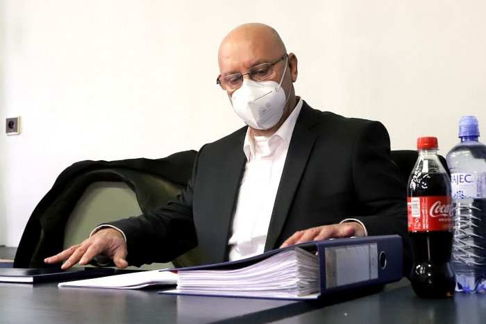 Ilustračný obrázok k článku Exšéf policajných odposluchov je VINNÝ! Súd mu vymeral 11 rokov väzenia