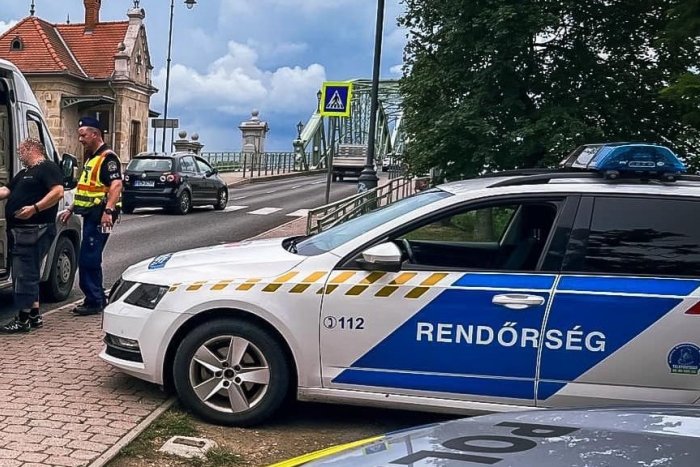 Ilustračný obrázok k článku Pozor na zdržanie: Maďarsko hlási PROBLÉMY na hraniciach a budapeštianskom letisku