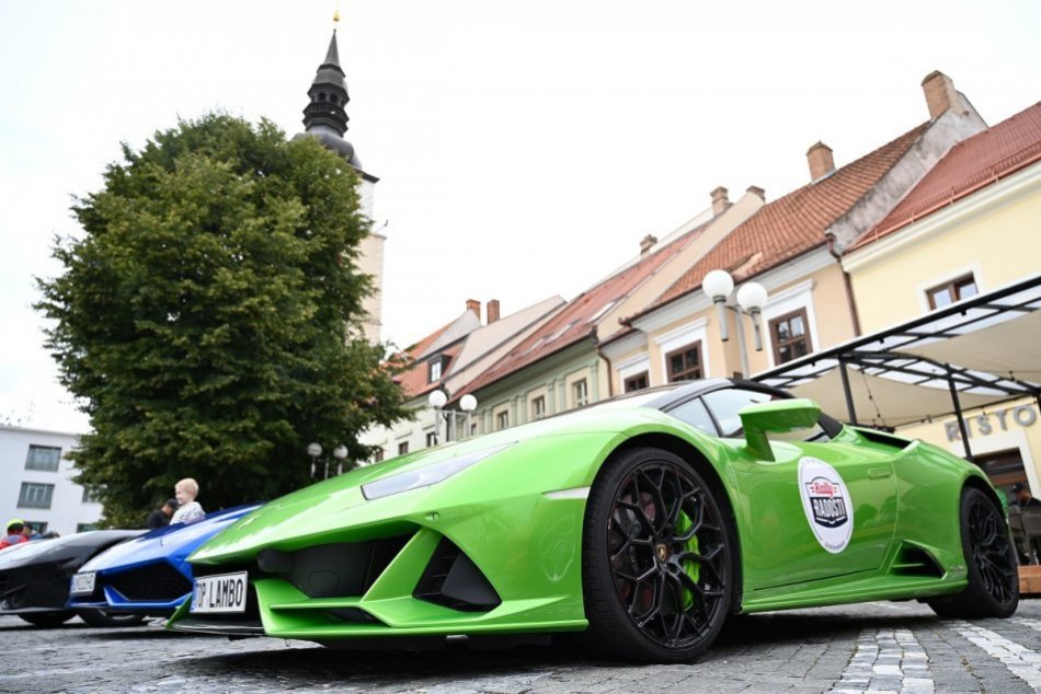 Ilustračný obrázok k článku Rally Radosti tento rok do Trnavy nepríde: Mesto nepovolilo autá na Trojičnom námestí