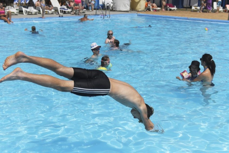 Ilustračný obrázok k článku Na juhu Slovenska OTVORIA ďalšie KÚPALISKO: Aké budú CENY vstupného?