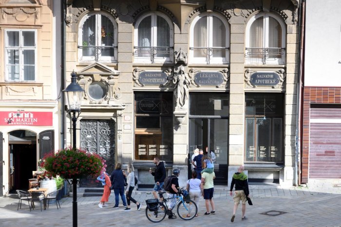 Ilustračný obrázok k článku V Bratislave OTVORIA lekáreň, aká nebude mať obdobu: VRÁTITE sa v nej o 100 rokov späť!