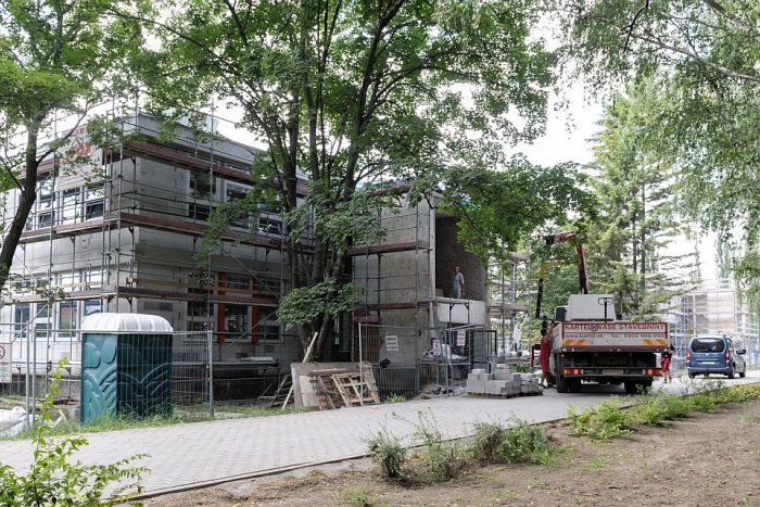 Ilustračný obrázok k článku Nitra získala viac ako MILIÓN eur: Na základnej škole vybuduje SEDEM nových tried