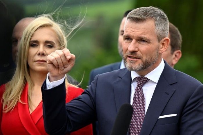 Ilustračný obrázok k článku TOP 10 najkrúžkovanejších politikov: Bystričan Pellegrini obsadil poprednú priečku