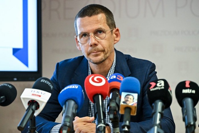 Ilustračný obrázok k článku POMSTA ako z 90. rokov? Dvaja muži sú obvinení z prípravy úkladnej VRAŽDY policajta, VIDEO