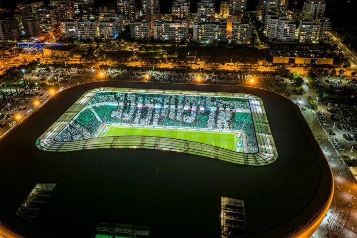 Ilustračný obrázok k článku Slovan padol na supermodernom štadióne. Za pýchou Haify stojí košická rodáčka!