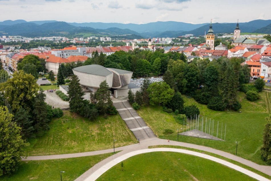 Ilustračný obrázok k článku Čo vám chýba v Bystrici? Ľudia rozhodnú HLASOVANÍM, možné bude aj ELEKTRONICKY