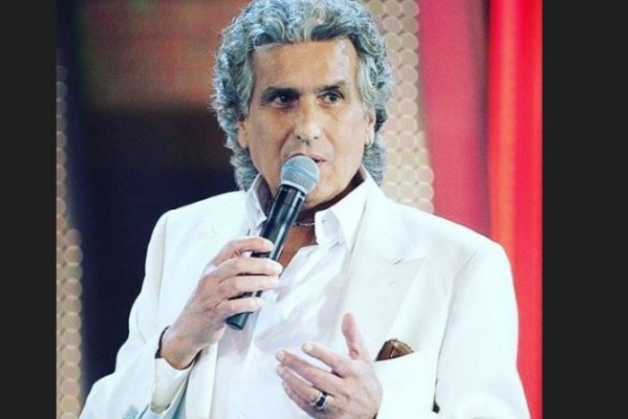 Ilustračný obrázok k článku Hudobný svet navždy OPUSTIL ďalší uznávaný spevák: Jeho hit poznajú všetci! VIDEO