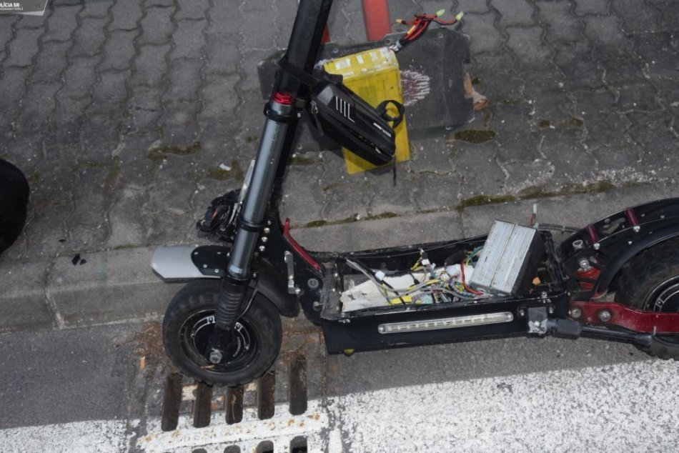 Ilustračný obrázok k článku Po TRAGICKOM náraze zomrela staršia žena: Zrazil ju OPITÝ kolobežkár!