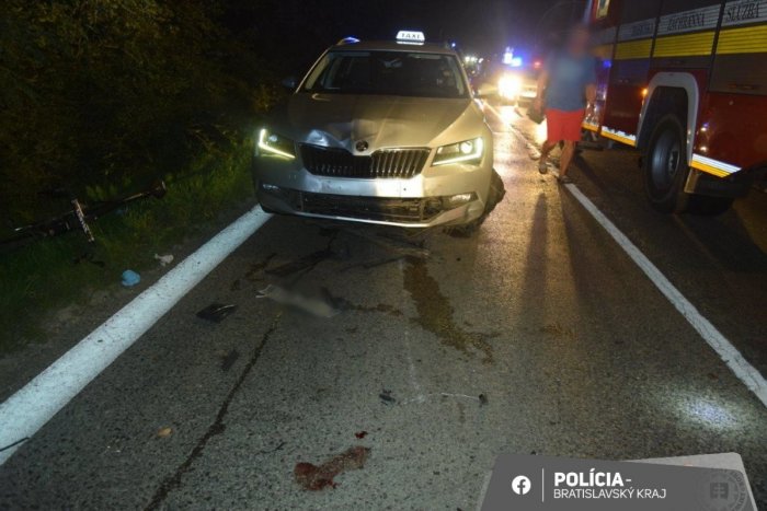 Ilustračný obrázok k článku TRAGICKÝ večer: Zrážku s autom neprežil mladý cyklista. Mal len 24 rokov