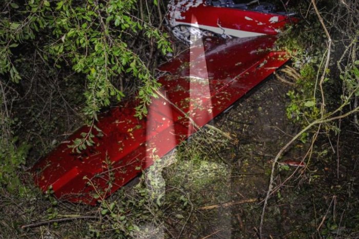 Ilustračný obrázok k článku Armáda v slzách: V lietadle, ktoré sa zrútilo pri Nitre, zahynula mladá VOJAČKA