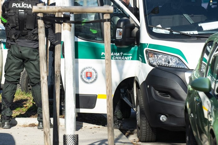 Ilustračný obrázok k článku Rodinná oslava sa skončila brutálnou BITKOU: Ochrankára BODLI nožom do brucha