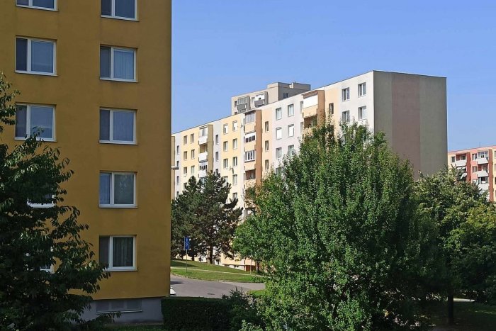 Ilustračný obrázok k článku KONIEC realitnej bubliny? Ceny nehnuteľností na Slovensku konečne KLESLI