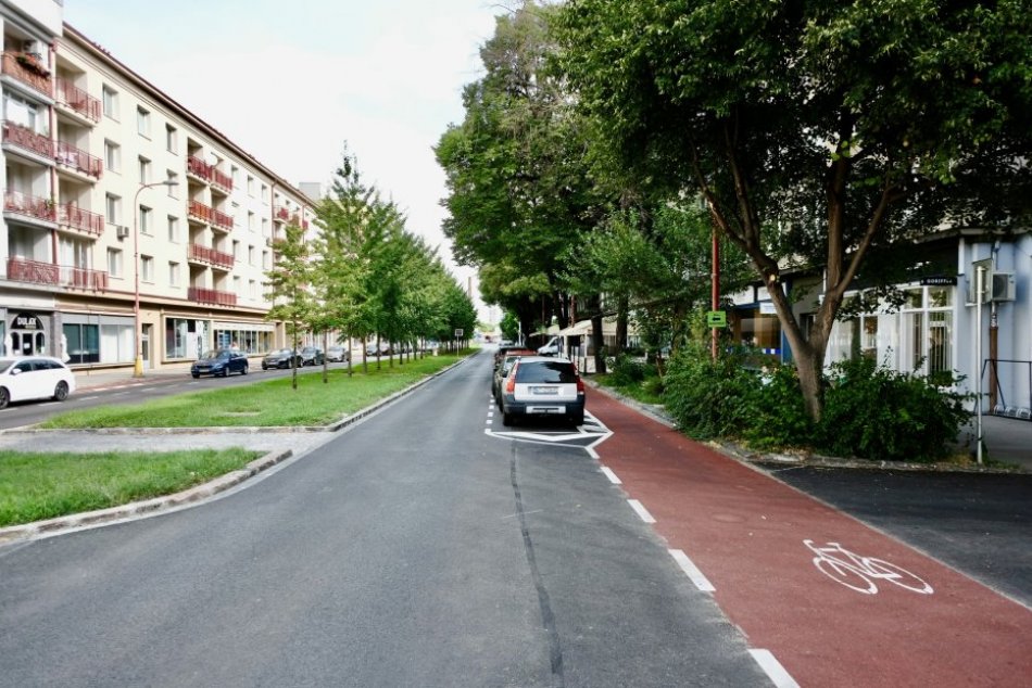 Ilustračný obrázok k článku KONEČNE! Vynovená cesta na frekventovanej ulici je od pondelka SPREJAZDNENÁ! FOTO