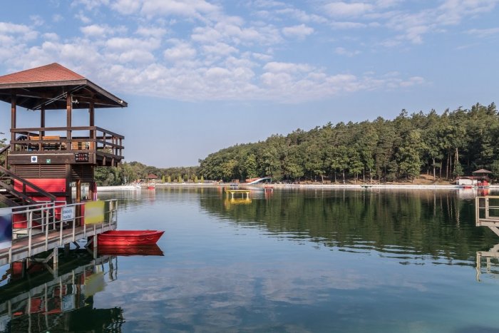 Ilustračný obrázok k článku Veľké NEŠŤASTIE na kúpalisku! Jedno dievča ZOMRELO, ďalšie bojuje o život