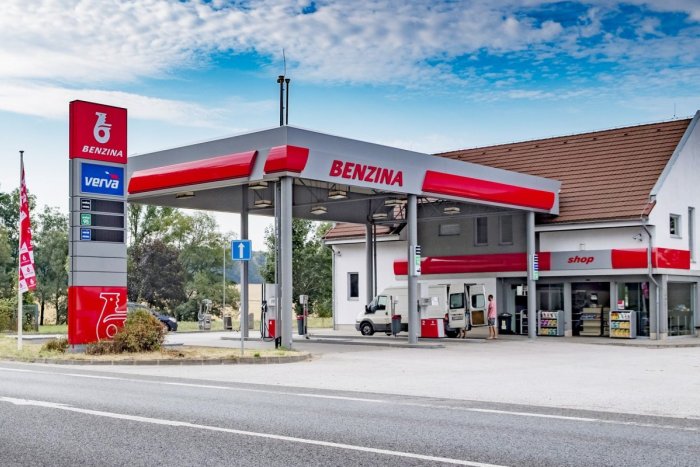 Ilustračný obrázok k článku Legendárna značka napokon úplne NEKONČÍ: Na Slovensku bude mať JEDINÚ čerpaciu stanicu