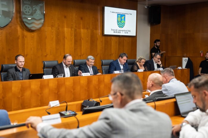 Ilustračný obrázok k článku Trnavský kraj si vezme úver 20 MILIÓNOV eur: Ako budú peniaze využité?