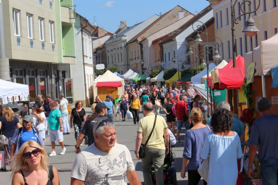 Ilustračný obrázok k článku Koncerty, festivaly aj ŠPECIÁLNY týždeň: Vybrali sme TOP 30 akcií v Bystrici