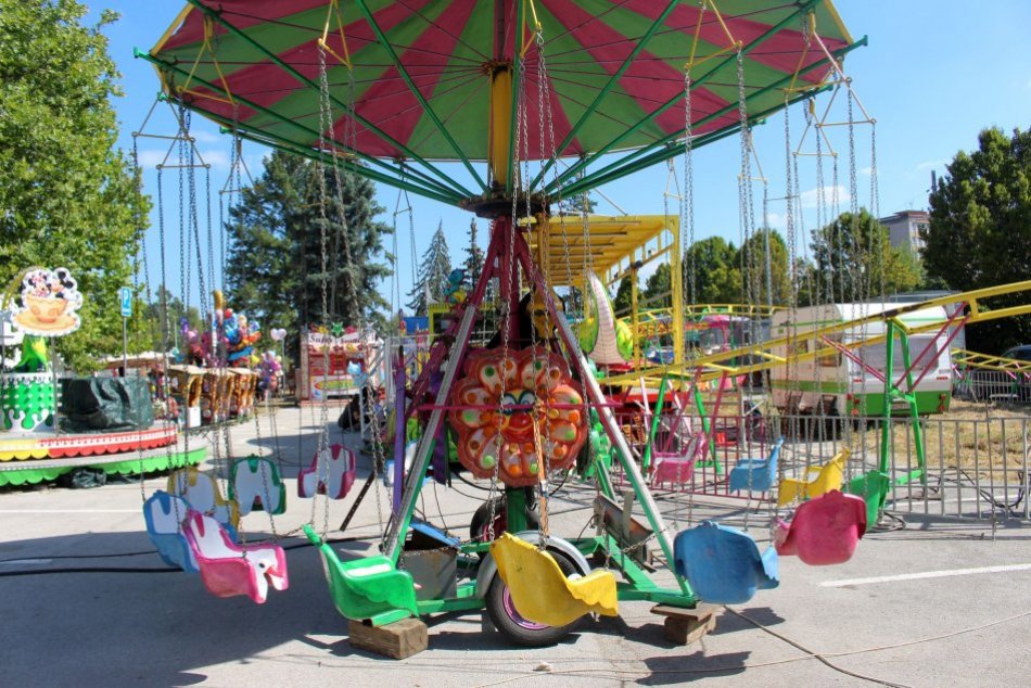 Ilustračný obrázok k článku TIPY na víkend v Nitre: Tešiť sa môžete na KOLOTOČE aj Garážový výpredaj