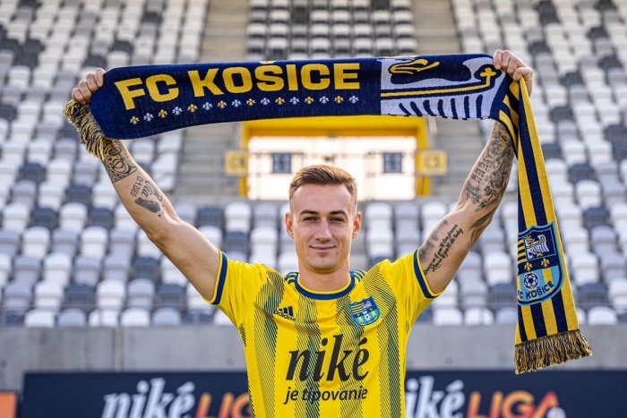Ilustračný obrázok k článku Dominik Kružliak po zlom gréckom sne opäť na Slovensku: PREČO som si vybral FC Košice?
