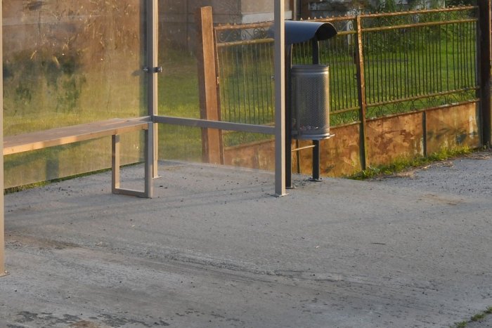 Ilustračný obrázok k článku Na východe sa odohral ŠOKUJÚCI prípad: V krabici na autobusovej zastávke našli NOVORODENCA!