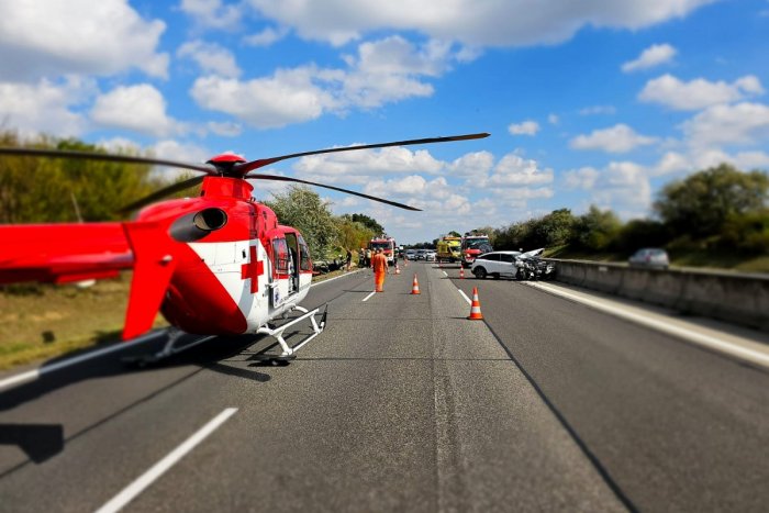 Ilustračný obrázok k článku Hrozivá nehoda na D1: Pri zrážke dvoch áut sa zranilo 6-ročné dieťa