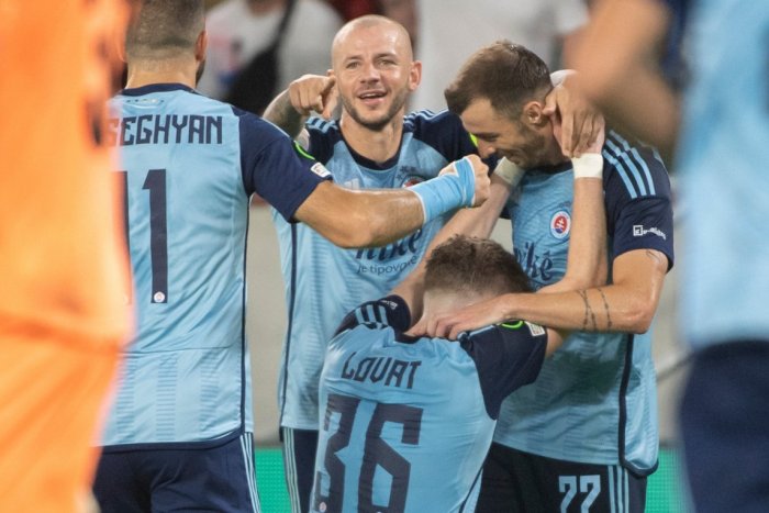 Ilustračný obrázok k článku Slovanisti to s Faerčanmi ZVLÁDLI: Síce s odretými ušami, ale prvý TRIUMF je doma!