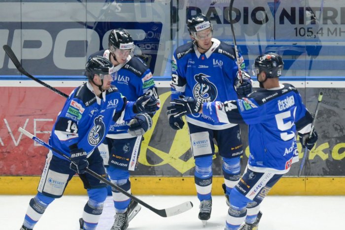 Ilustračný obrázok k článku Popradčania tesne prehrali s Bystricou: Rezonuje však najmä 7-gólový VÝPRASK Košičanom