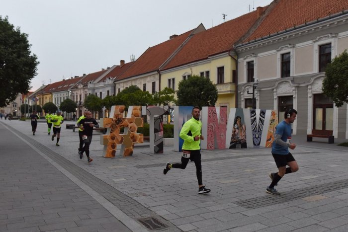 Ilustračný obrázok k článku BEH centrom Trnavy: Výťažok bude venovaný trnavskej charitatívnej organizácii