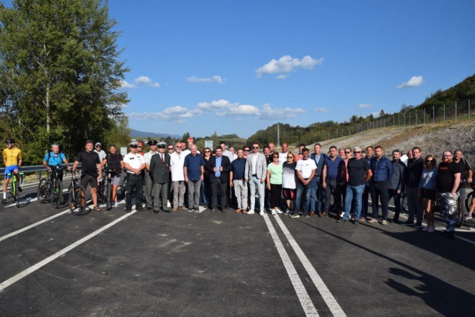 Ilustračný obrázok k článku Skvelá správa pre vodičov na Horehroní: Obchvat Brezna je otvorený, FOTO