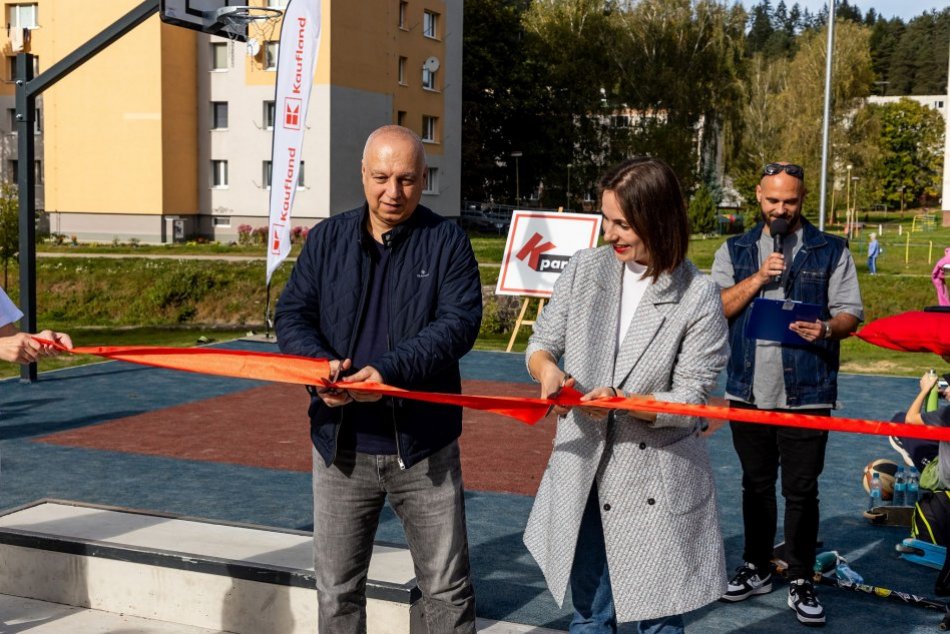 Ilustračný obrázok k článku Nový K Park majú už aj v Považskej, otvárali ho známi raperi a tréneri