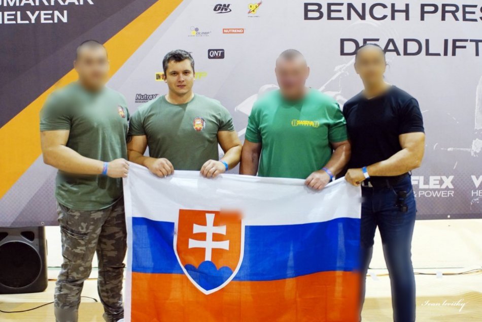 Ilustračný obrázok k článku Policajta Martina veru nahnevať nechcete: S ťažkými váhami žne úspechy, FOTO