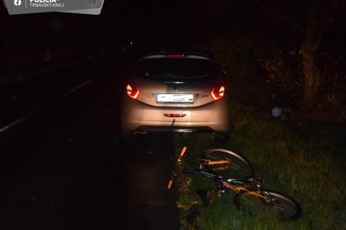Ilustračný obrázok k článku Opitý cyklista sa druhýkrát narodil: Po zrážke s autom vyviazol BEZ zranení