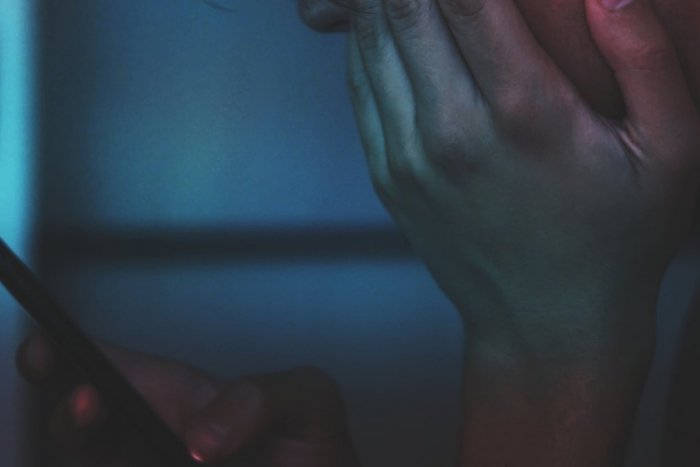 Ilustračný obrázok k článku Tiesňová linka po zemetrasení vo veľkom vyzváňala: Mnohí na tom boli psychicky ZLE!