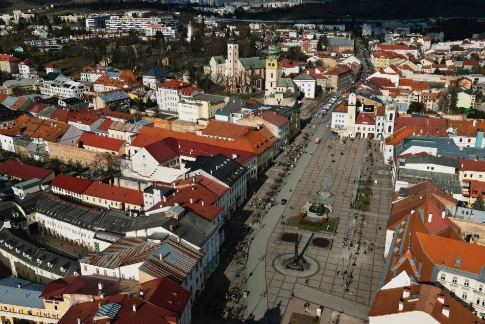 Ilustračný obrázok k článku Vznikla UNIKÁTNA porovnávacia mapa: Priblíži, ako sa za 200 rokov zmenilo srdce Slovenska