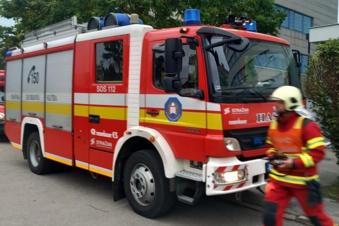 Ilustračný obrázok k článku Tragédia na juhu Slovenska: Pri požiari bytu zahynul len 18-ročný chlapec!