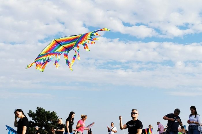 Ilustračný obrázok k článku TIP na víkend: Na Sigorde nás čaká veľká farebná Šarkaniáda, pripravený má byť aj TRH