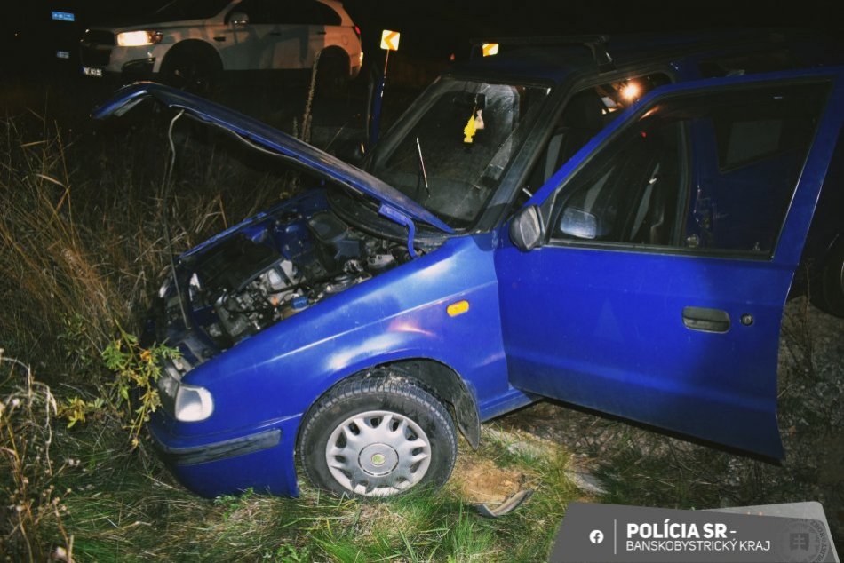 Ilustračný obrázok k článku Zrážka áut mala HROZIVÉ následky: Spolujazdkyňa utrpela VÁŽNE zranenia, FOTO