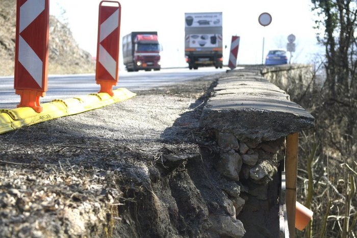 Ilustračný obrázok k článku Šoféri, dobrá správa: Práce aj obmedzenia na horskom priechode Soroška sa SKONČILI